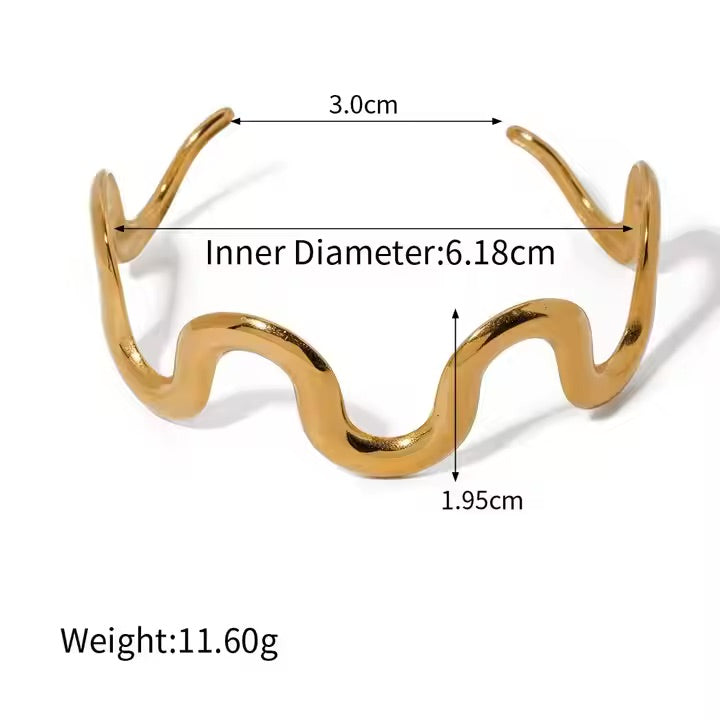 Waveform Cuff