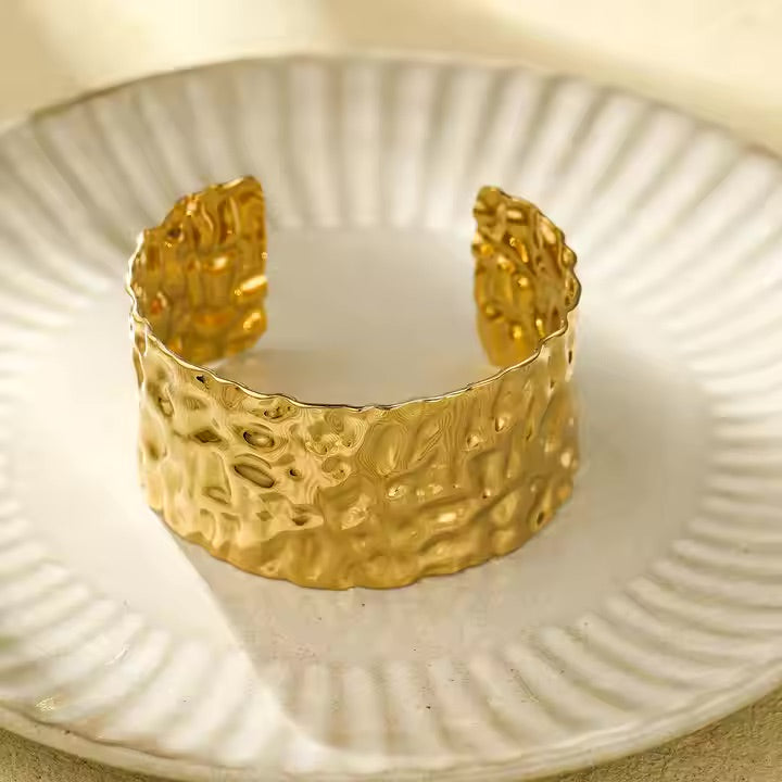 Dune Cuff