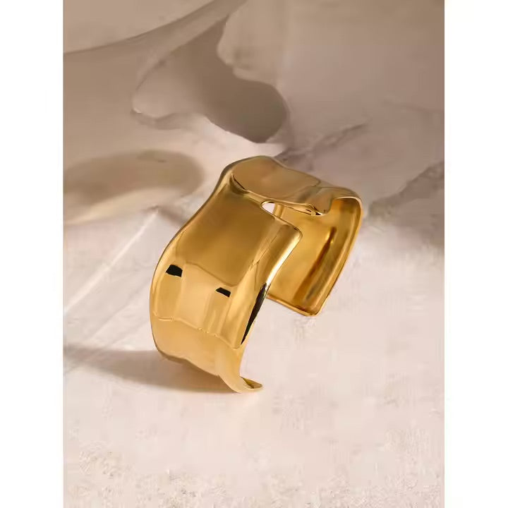 Molten Muse Cuff